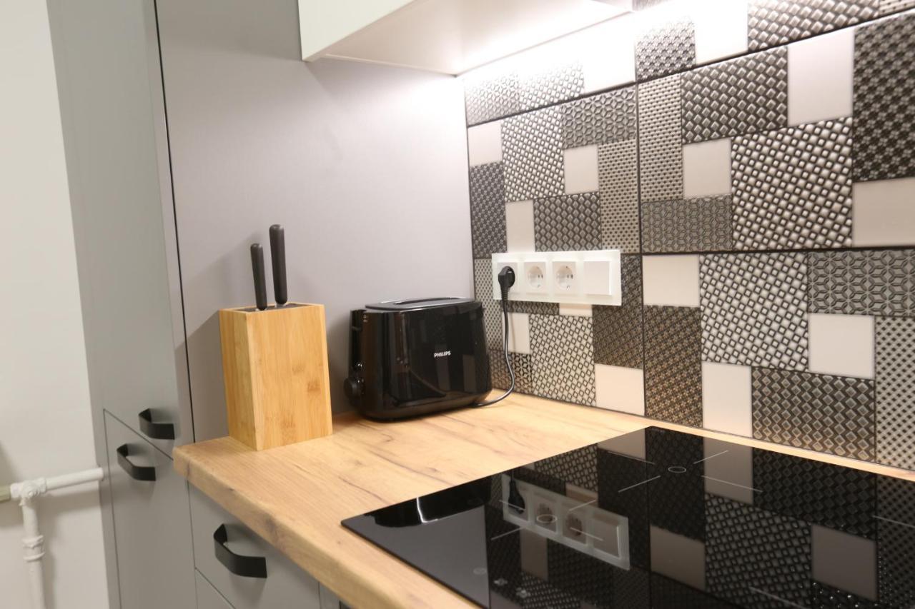 Comfy 2 Room Apartment - Free Parking - 350Mbps Wifi - Netflix Каунас Экстерьер фото