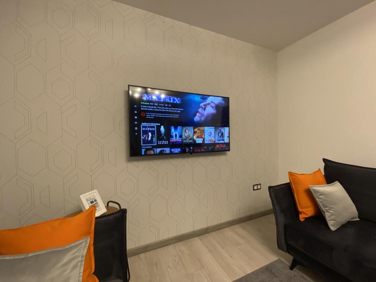 Comfy 2 Room Apartment - Free Parking - 350Mbps Wifi - Netflix Каунас Экстерьер фото